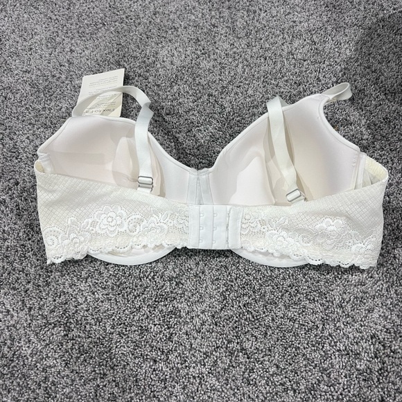 NWT! Maidenform Flex To Fit Full support Underwire Cream Bra Size 40DD - Picture 4 of 9